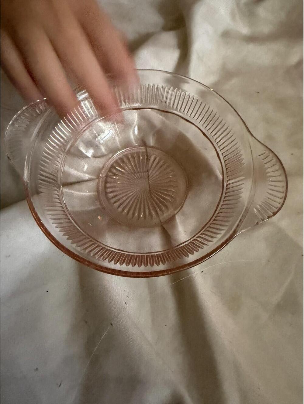 Anchor Hocking Coronation Pink Depression Glass Large serving bowl w/Handles